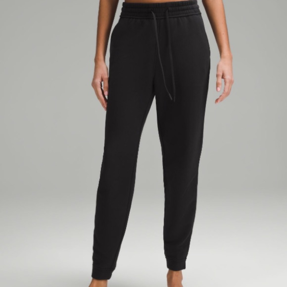 lululemon loungeful high-rise jogger  full length Black